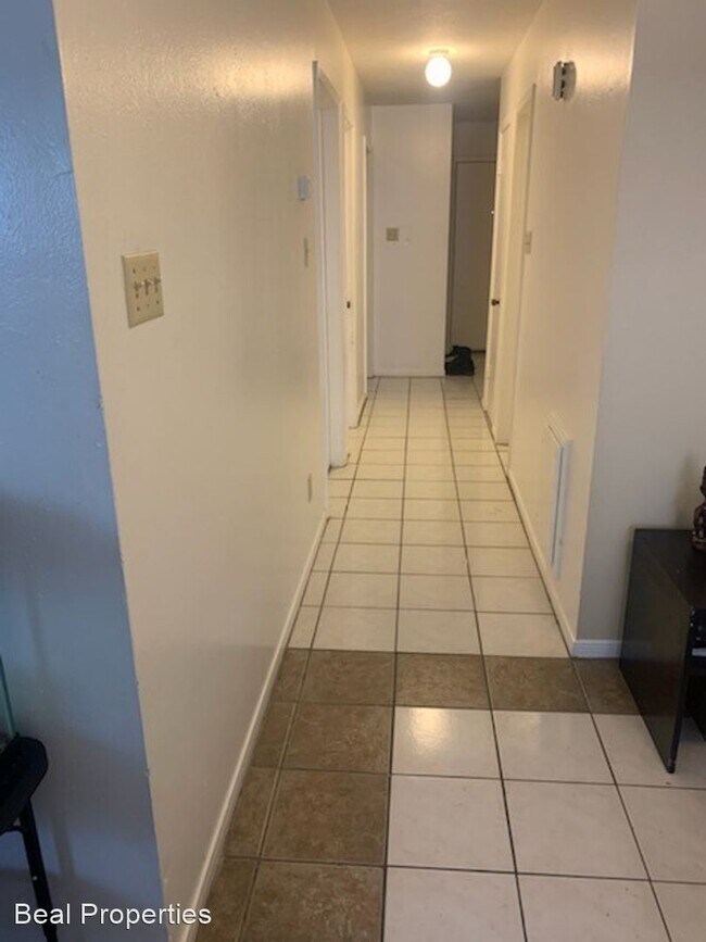 Building Photo - 2 br, 2 bath House - 813 San Saba