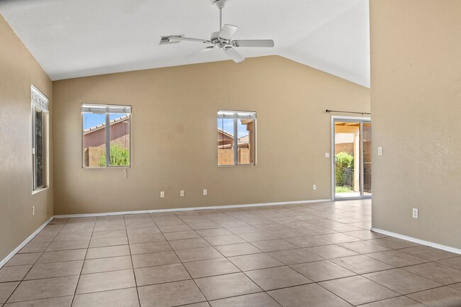 Building Photo - 11320 W Hutton Dr