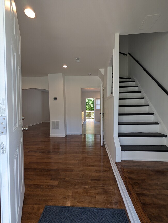 Foto del edificio - 2502 Park Heights Ter