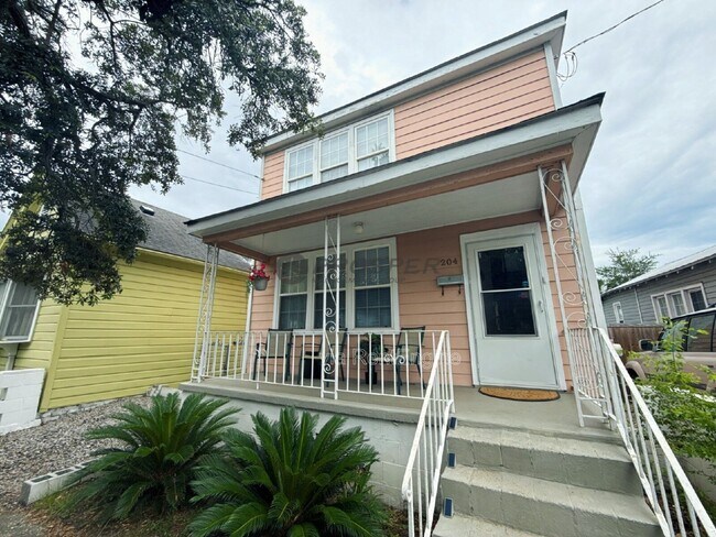 Foto del edificio - 204 Fishburne St