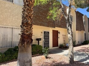 Building Photo - 3676 S Garden Dr