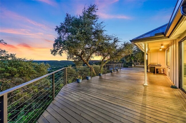 Building Photo - 8501 Bell Mountain Dr
