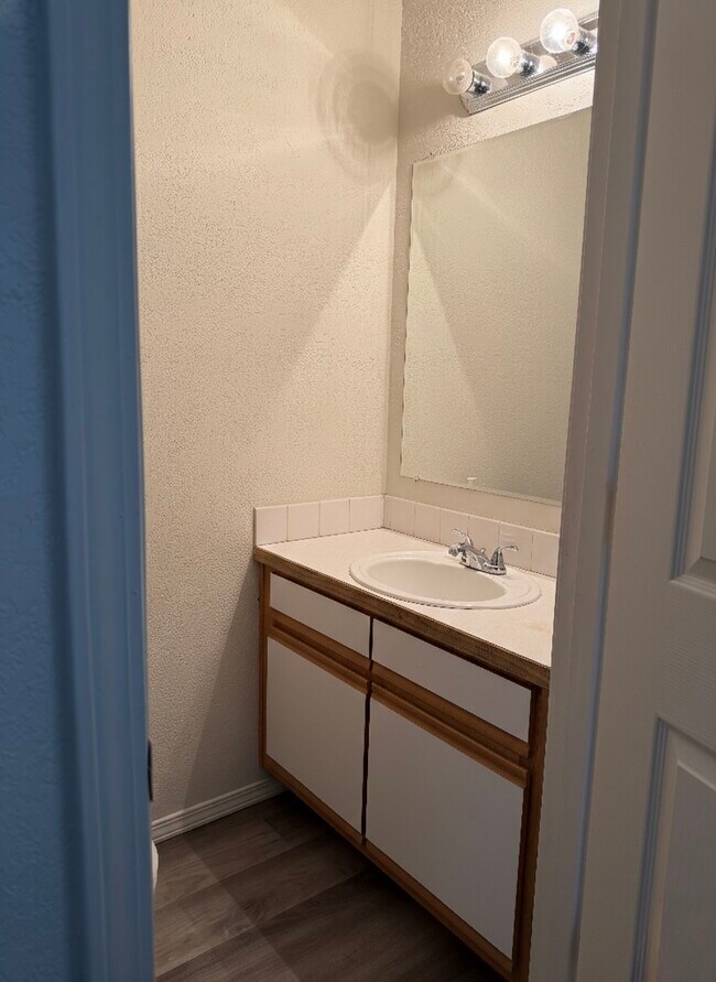 Foto del edificio - 2454 NW 8th St