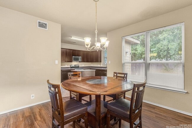 Building Photo - 7118 Sunny Day