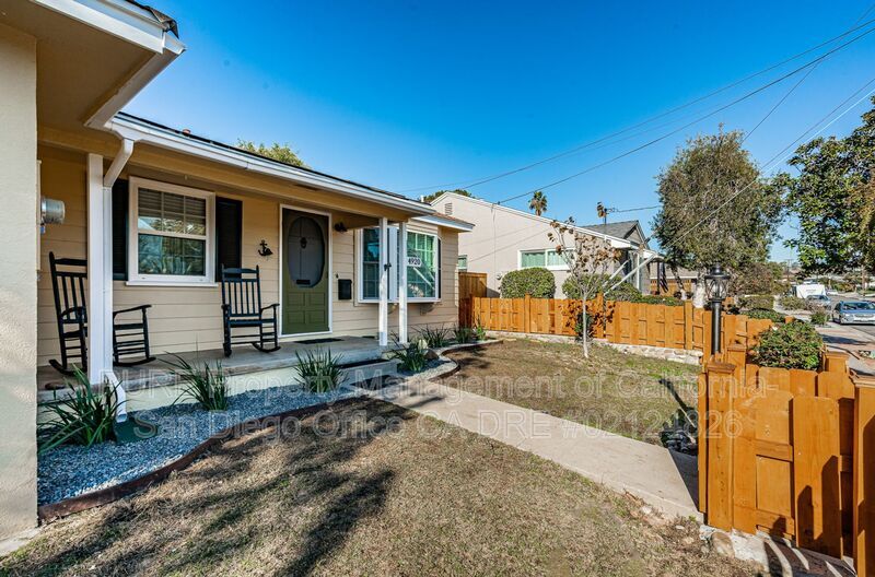 Foto principal - 4920 Elsa Rd