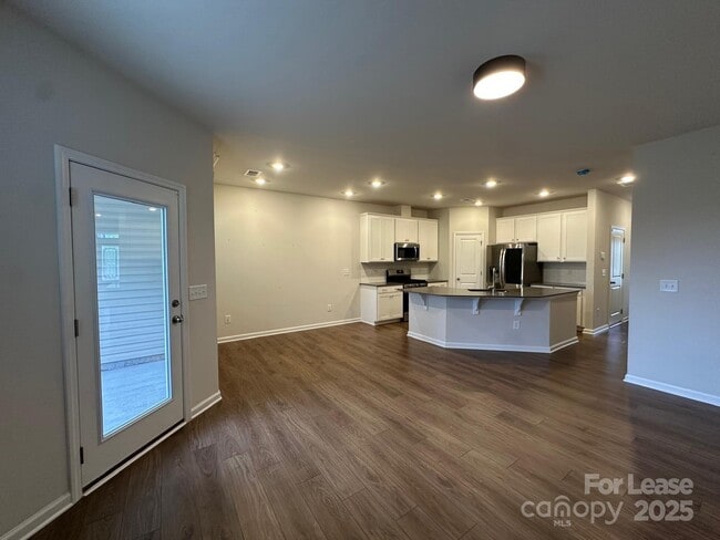 Building Photo - 14140 Castle Nook Dr