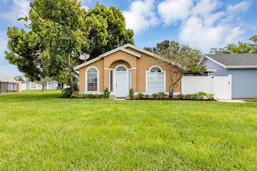 Foto principal - 309 San Gabriel St