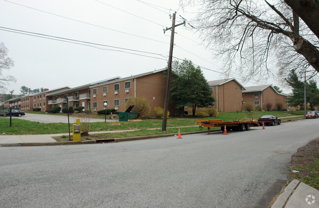 Plymouth Rock Apartaments - Plymouth Rock Apartments