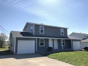 Building Photo - 956-988 W Liberty St