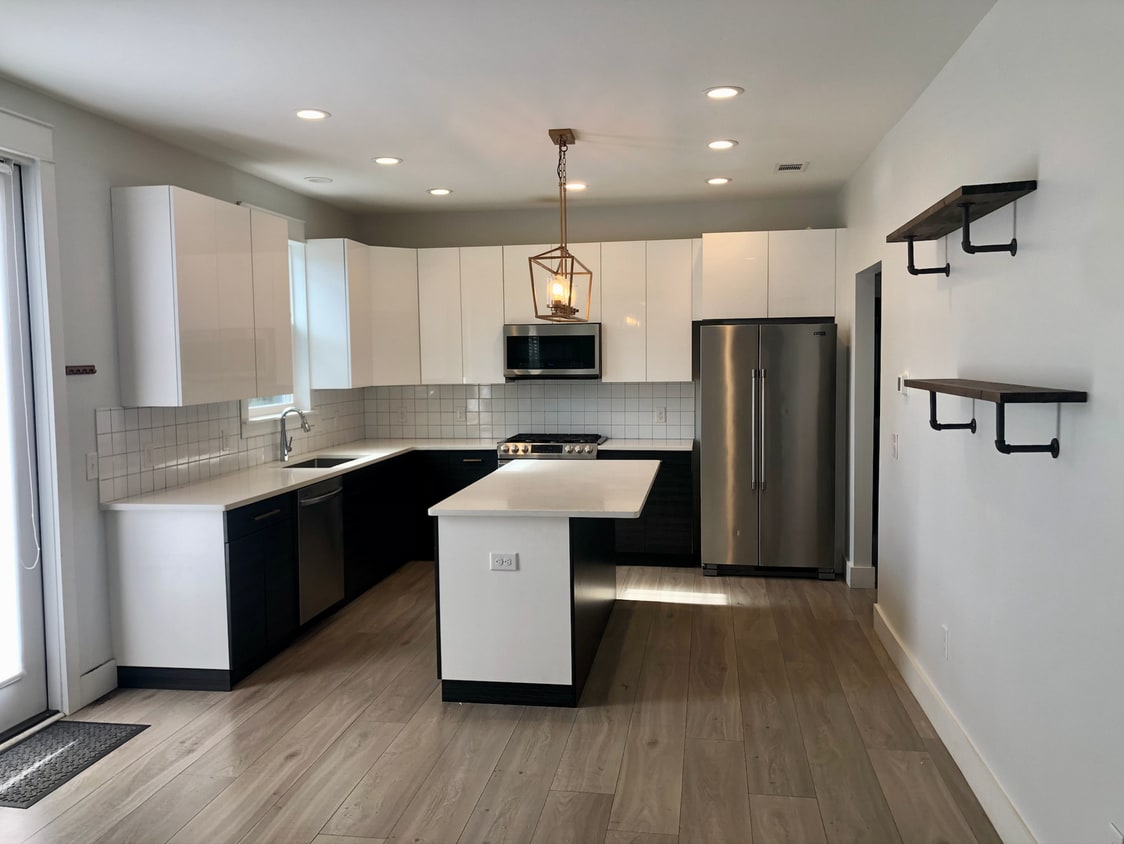 Building Photo - East Hill / Downtown Townhome Coming Soon!