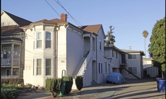 Apto. D - 2037 Pacific Ave