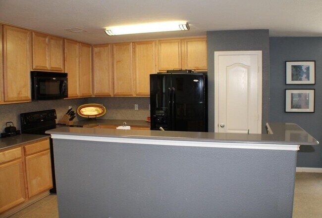 Building Photo - 18230 Foley Park Ct