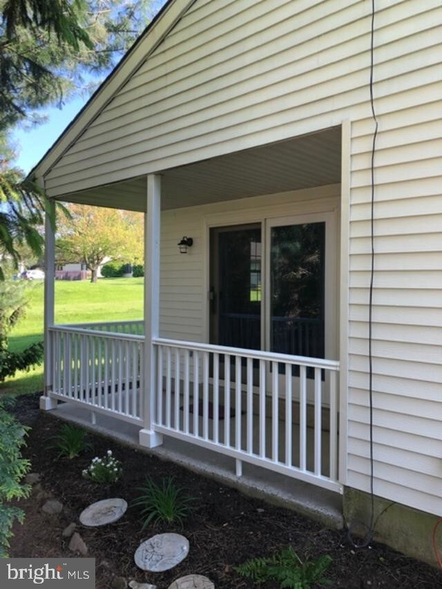 Building Photo - 31 Edinboro Cir