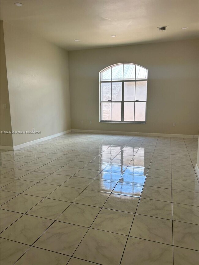 Foto del edificio - 1107 NW 132nd Ct