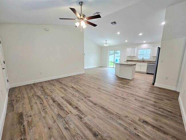 Foto del edificio - 8440 SW 135th Street Rd