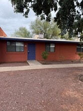 Building Photo - 350 N Silverbell Rd