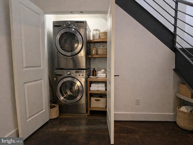 Foto del edificio - 2328 Champlain St NW