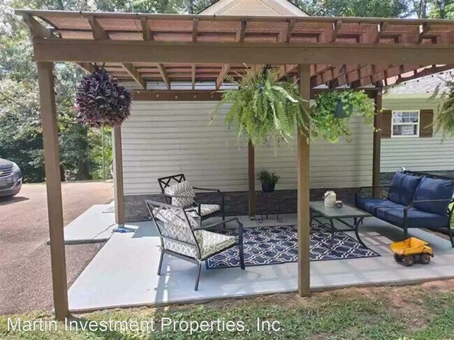 Building Photo - 3 br, 2.5 bath House - 850 Poplar Springs Rd