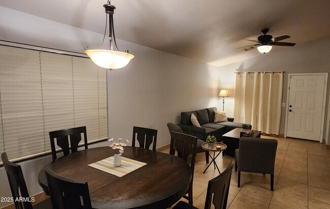 Foto del edificio - 20214 N 32nd Pl