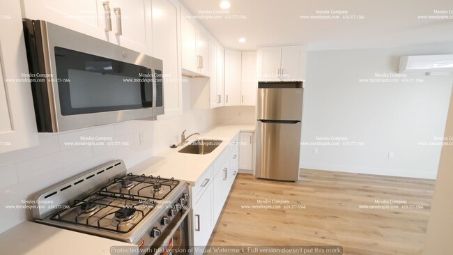 Building Photo - Fully Renovated 1 Bedroom Apartment in Lem...