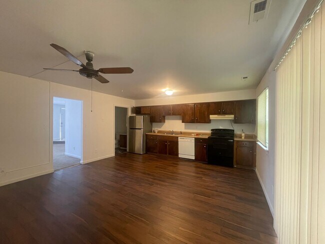 Building Photo - Summerwind