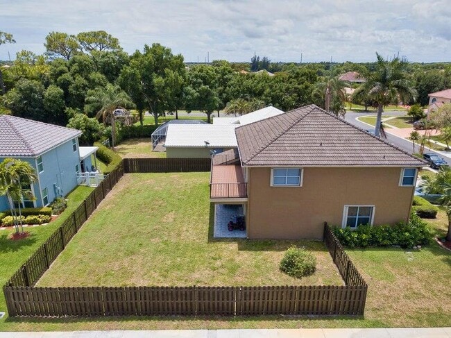 Building Photo - 9095 Indian River Run S