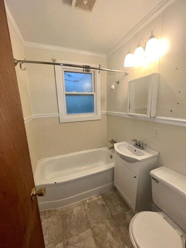 Foto del edificio - 3 Bedroom 1 Bath House in Pendleton