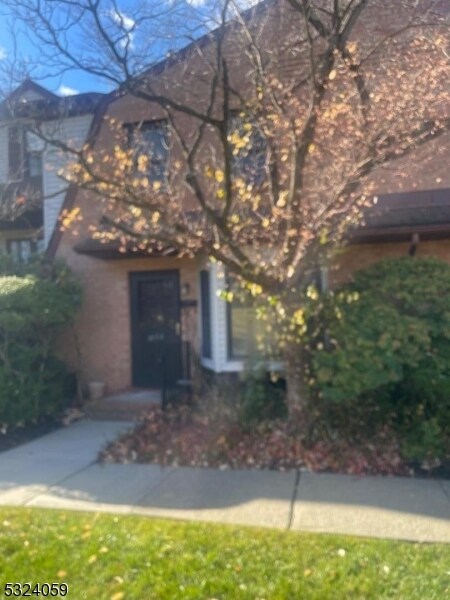 Primary Photo - 150 Cynthia Dr