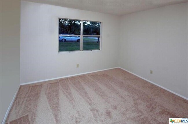 Building Photo - 2830 Oak Haven Cir
