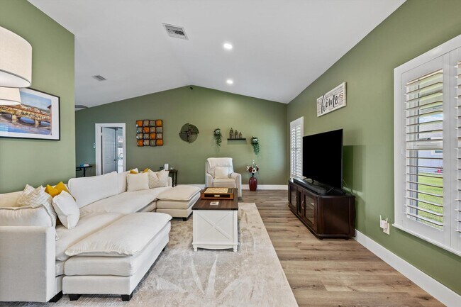 Foto del edificio - 12139 Big Cone Ct