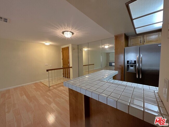 Foto del edificio - 8515 Falmouth Ave