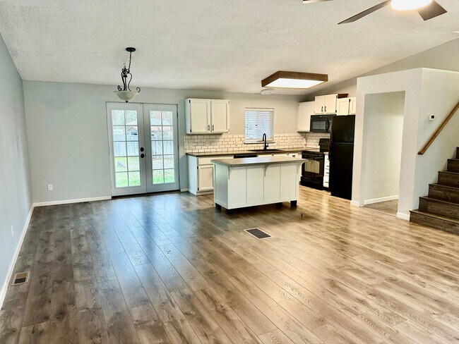 Building Photo - Indian Trail Rental Available Now