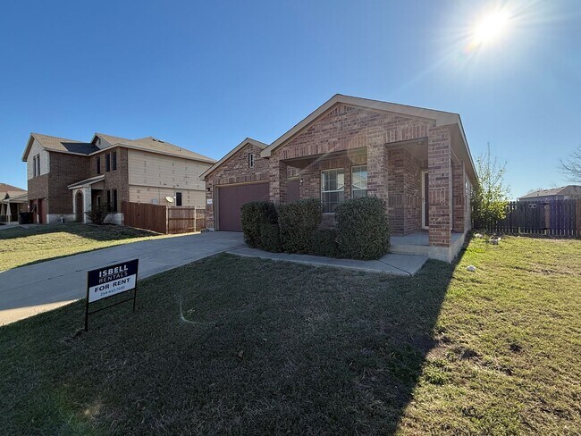Building Photo - RENT REDUCTION - AVAILABLE NOW!