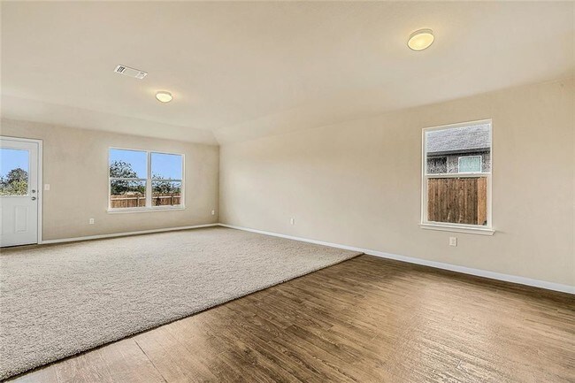 Building Photo - 6211 Wideleaf Dr
