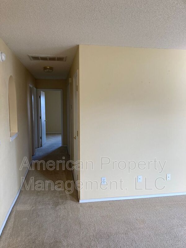 Foto del edificio - 4702 NE Wisconsin St