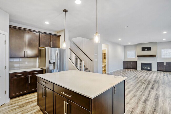 Foto del edificio - Stunning 4bed/2.5bath Home with High-End Upgrades in Snohomish WA!