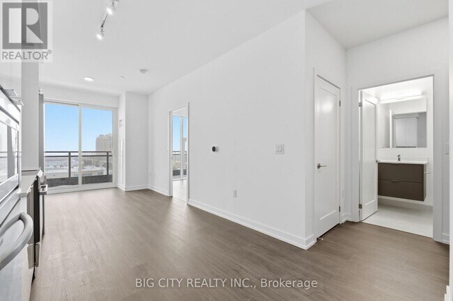 Building Photo - 9763 Markham Rd