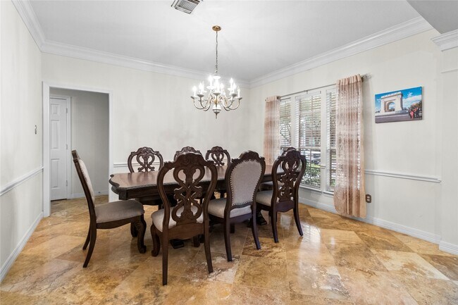 Foto del edificio - 1510 Meadow Glade Ct