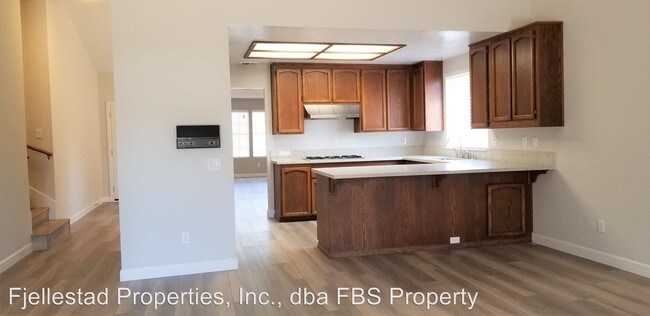 Building Photo - 4 br, 2 bath House - 1309 Rimrock Drive