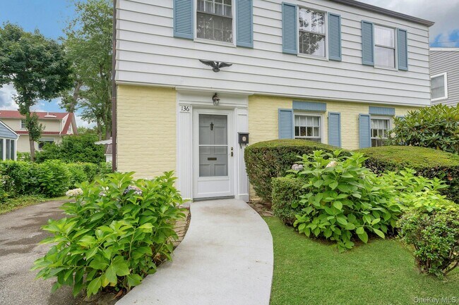 Foto del edificio - 136 White Rd