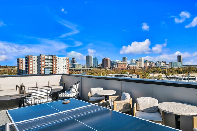 Building Photo - Commodore Old Town Manchester