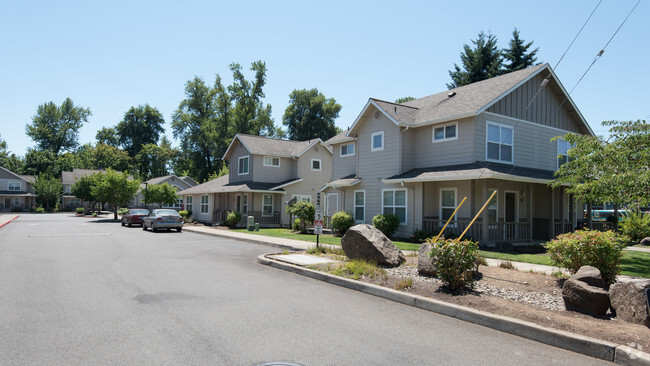 Building Photo - Rickreall Creek Apartments