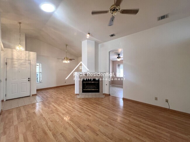 Foto del edificio - 8113 Bellsbrae Dr