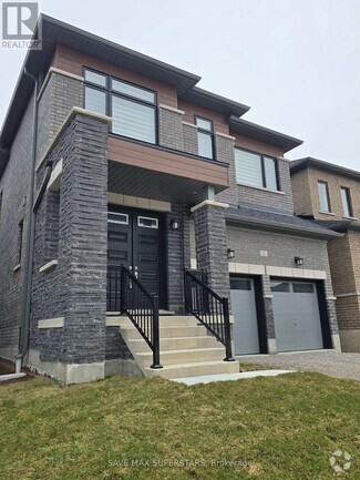Building Photo - 11 Periwinkle Rd