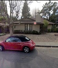 Building Photo - 256 Camelback Rd