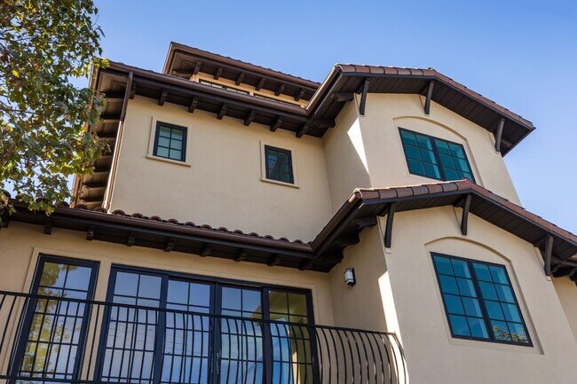 Foto del edificio - 436 Laurel St