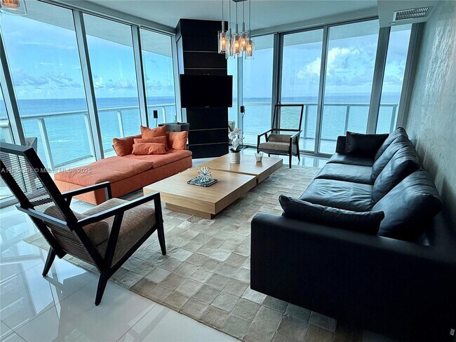 Foto del edificio - 17001 Collins Ave