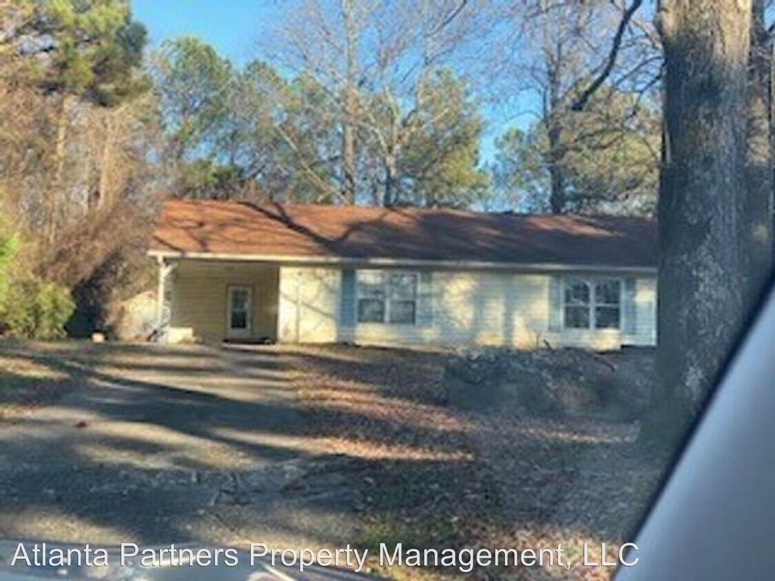 Primary Photo - 440 Peachtree Ridge Ct NW