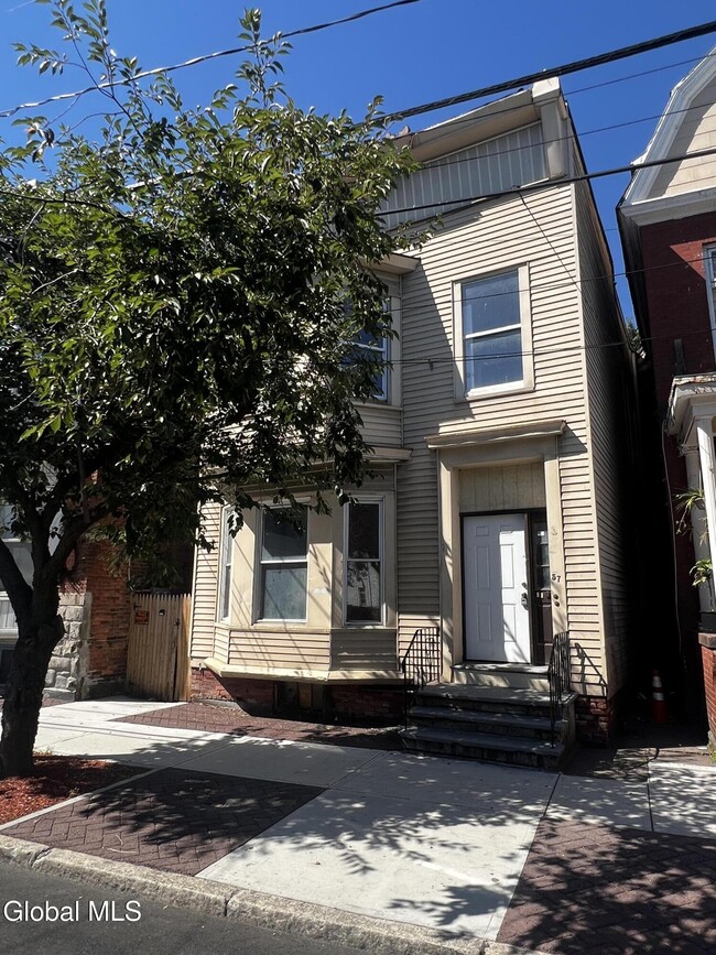 Foto del edificio - 57 5th Ave