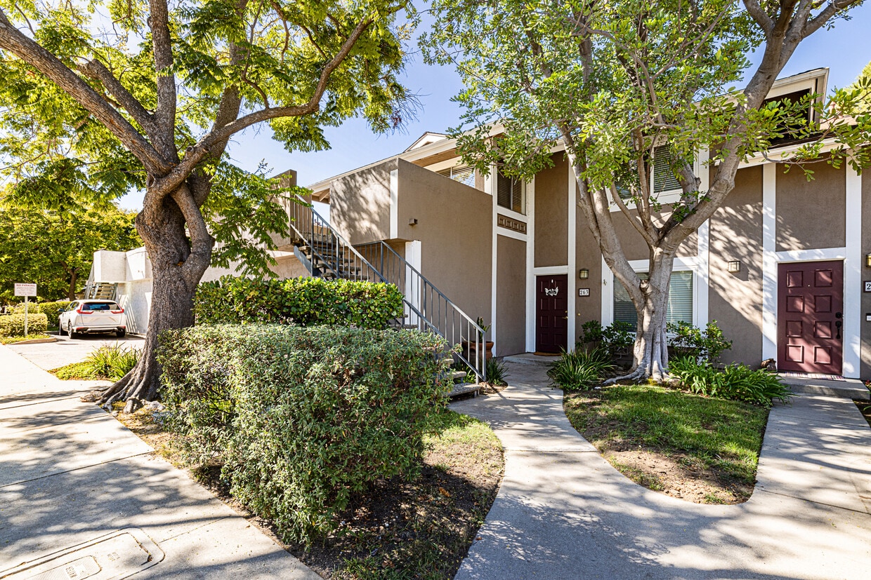 267 Gazania Ct, Thousand Oaks, CA 91362 Condo for Rent in Thousand